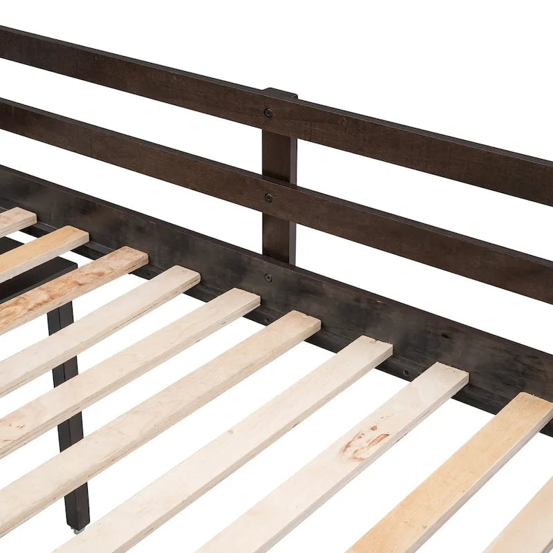 Lit mezzanine bas avec étagères de rangement et bureau mobile sur roulettes
