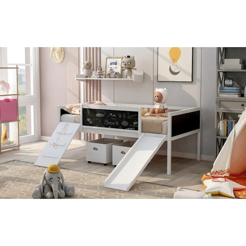 Lit mezzanine une place en bois avec trois ardoises, deux caissons de rangement et un toboggan